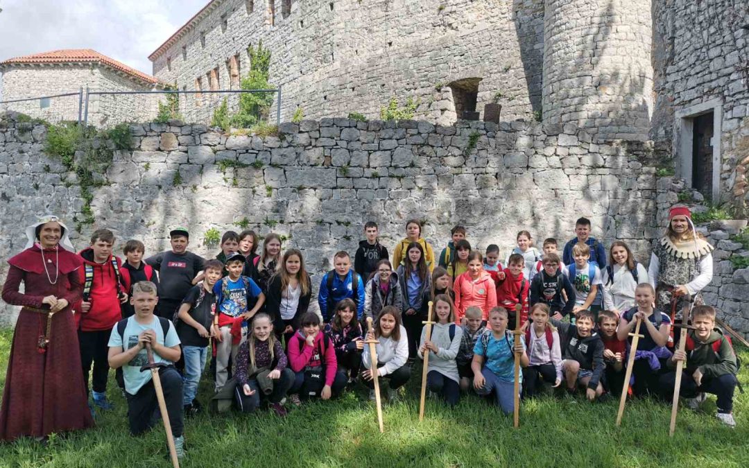 Naravoslovni dan – grad Rihenberk in Štanjel